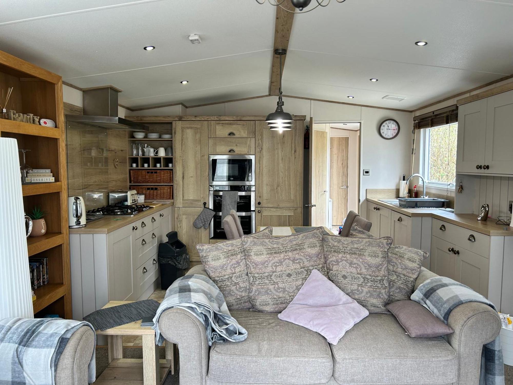 Hotel Roadnights Retreat à Heysham Extérieur photo